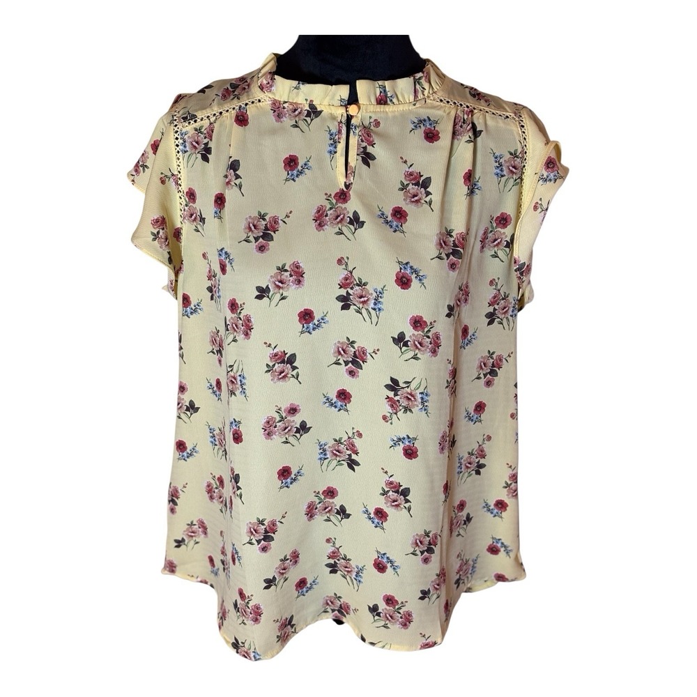 Haute Monde Women's Yellow Floral Pleated Neck Short Sleeve Top Size Large -115